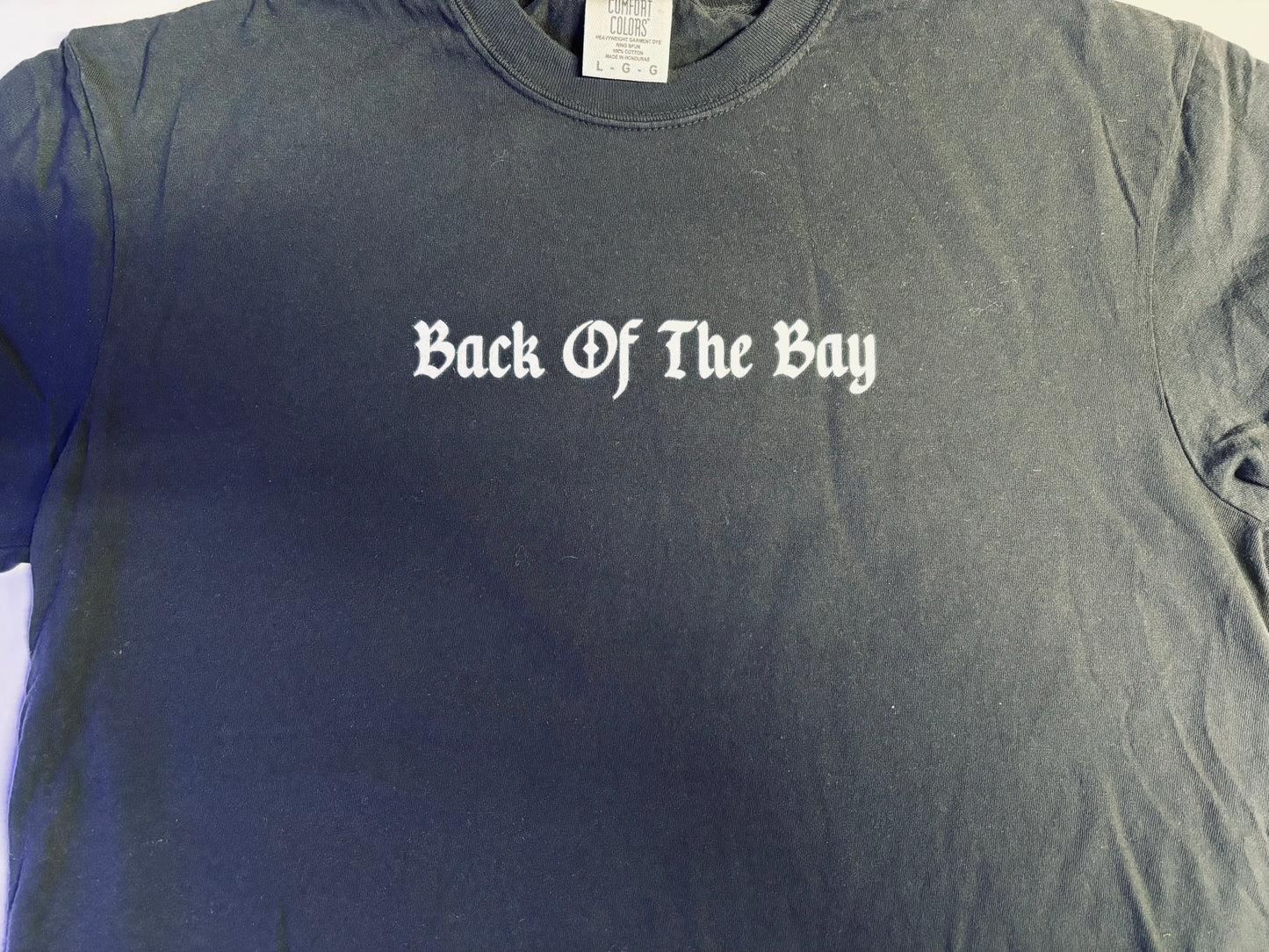 Not meant to fit in shirt (Black)